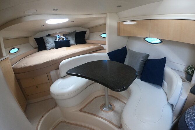 Los Cabos Yacht Adventure - Arch, Snorkel, Lunch, Drinks 1-18ppl - Who this yacht trip is best for