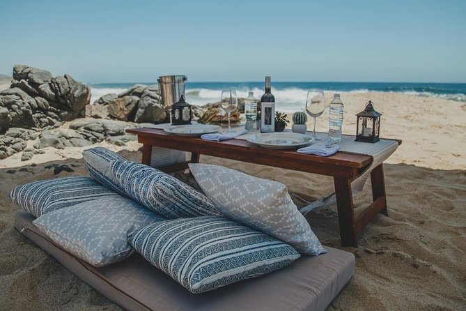 Love is in the air: Private Cabo Beach Sunset Horse Ride W Dinner - Sunset dinner on a private beach: fajitas, drinks, and the Pacific glow
