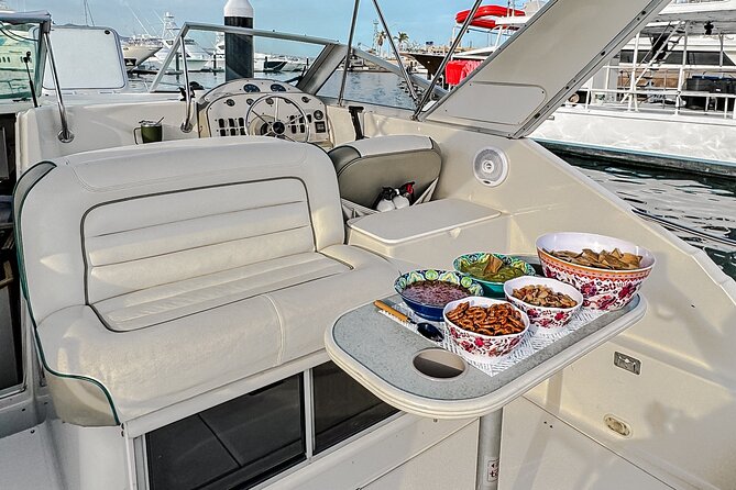 Luxury Yacht Charter and Arch Tour in Cabo San Lucas - The captain and guide partnership: Jorge and Pedro