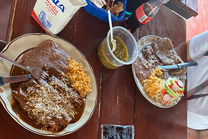 Market Tour in San José del Cabo, Eat and Learn - The included full Mexican breakfast: why it’s more than a perk