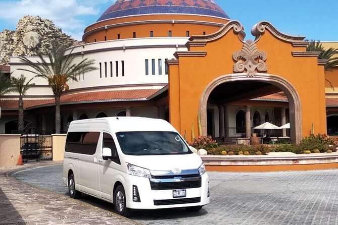 One Way Airport Transfer from SJD-Hotel or Hotel-SJD San Jose del Cabo area - Meeting Points and What to Look For (So You Don’t Waste Time)