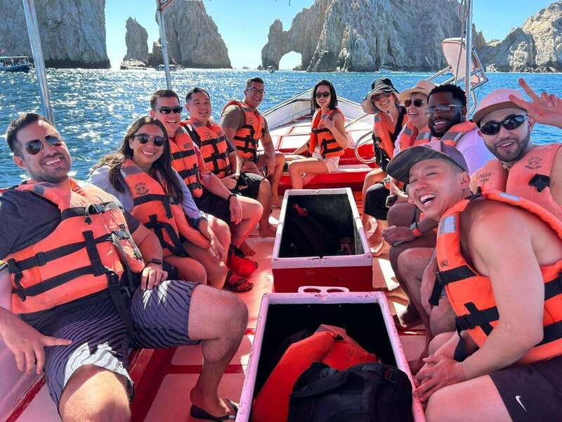 Parasailing in Cabo San Lucas - The one-hour experience: how to plan your day