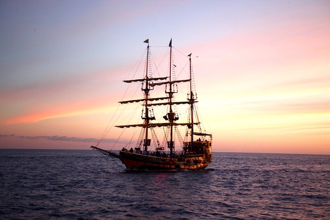 Pirate Ship Sunset Dinner and Show in Los Cabos - Stop 2: Cabo San Lucas Beach Dinner Hour With BBQ and Drinks