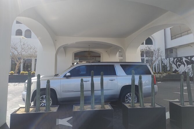 Private Airport Trip to Cabo San Lucas Hotels RT - The ~45-minute plan to your Cabo San Lucas hotel
