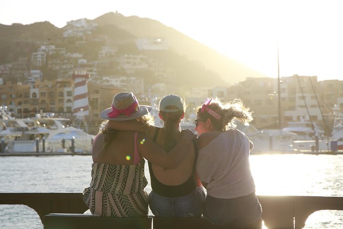 Private Cabo 35ft cat experience Food and open bar included! - Food, open bar, and the snacks that keep the energy up