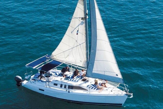 Private Cabo San Lucas Sunset Cruise on 33´ sailboat - The route that matters: El Arco, Lover’s Beach, Medano Beach, and Finisterra