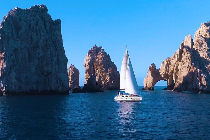 Private Luxury 42ft Sailing with Snorkeling in Los Cabos - Motion, Kids, and Getting In and Out: What to Think About Before You Go