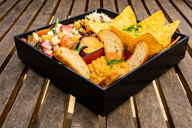 Private Luxury Sailing Cruise in Los Cabos with Lunch and Open Bar - Lunch on Board: Baja Ceviche, Pasta, and Open Bar Energy
