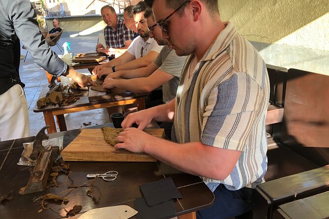 Private Puro Cigar Creation Workshop in Los Cabos - Eddie and Your Hands-On Plan for 90 Minutes