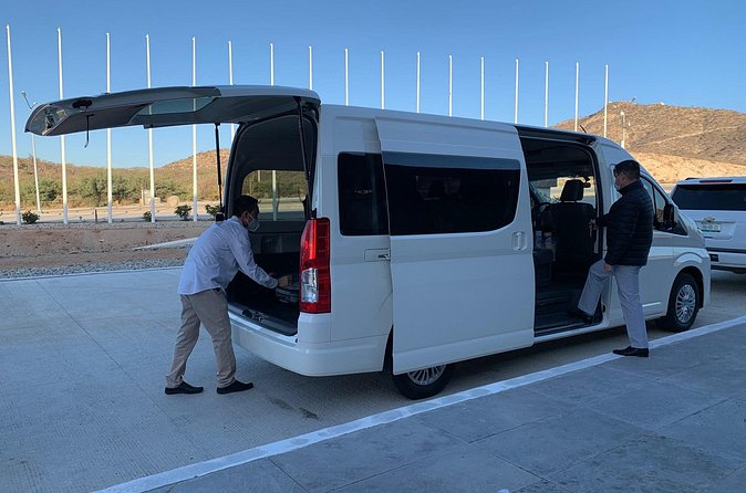 Private Roundtrip Transfer from Los Cabos Airport - Price and Value: $160 Per Group, Airport Taxes Included