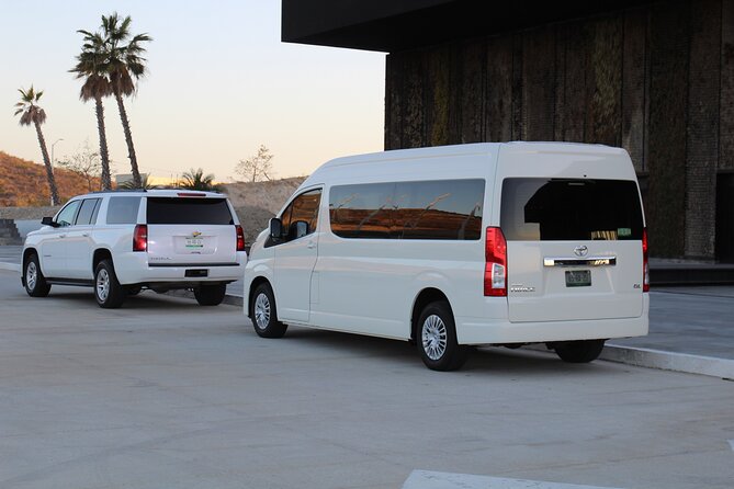 Private San Jose del Cabo Roundtrip Airport Transfer - How pickup really works: arrivals hall, e-voucher, and flight details
