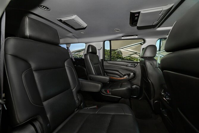 Private SUV Round-Trip from Airport to Hotels in Cabo San Lucas - The Ride Itself: AC, Cold Beer or Water, and a Driver Who Gets You There