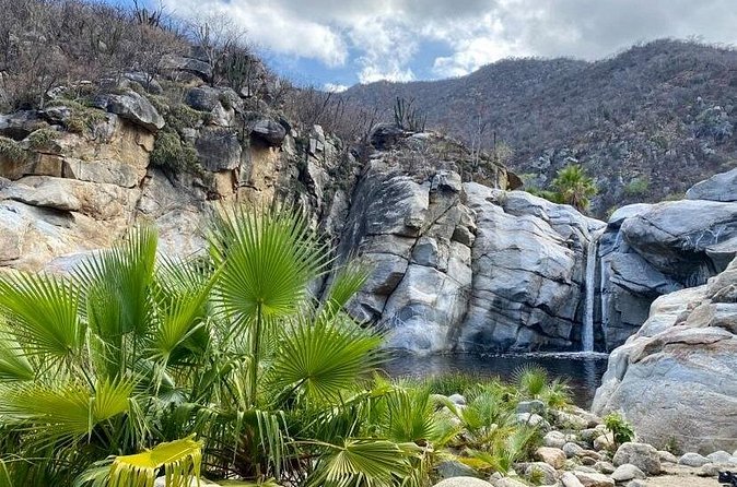 Private Tour to Hot Springs and Waterfall in Santiago - Pool time, snorkeling gear, and staying comfortable between swims