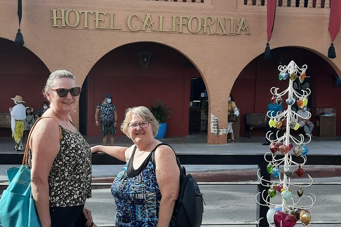 Private Tour to Playa Balandra, La Paz and Todos Santos - Todos Santos: 2 hours of walking, shopping, and quick food wins