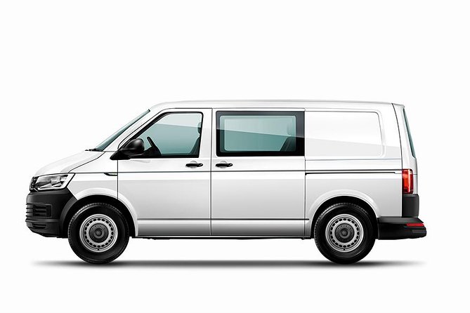 Private Transfer in Los Cabos Airport to hotels or vice versa - Vehicle comfort: A/C minivan for up to 6 passengers