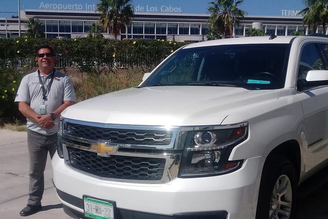 Private Transportation in cabo (Airport and City) - The 40-Minute Ride: Comfort, A/C, and No Stop Philosophy