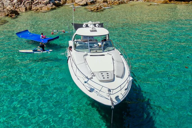 Private Yacht Sea Ray all-inclusive charter in Cabo - Sea Ray Private Yacht Charter in Cabo: The Big Idea