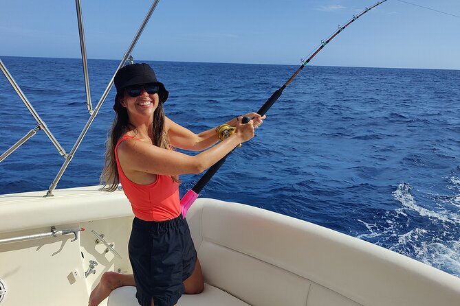 Private Yacht Ultimate Fishing and Snorkeling Adventure - 6 Hours - Meeting at 7:00 am in Cabo, and what to expect on a private charter