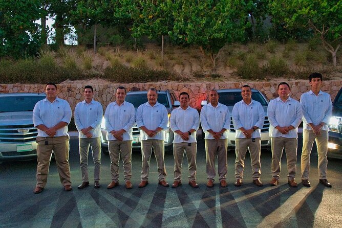 Round trip to cabo san lucas - Inside the Private Ride: Comfort, AC, and Space for Up to 10