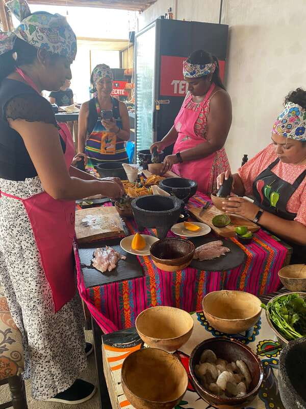 San José del Cabo:Cooking Class +Margaritas & Mezcal tasting - Chef Oscar and Lulu: the team that makes it feel personal