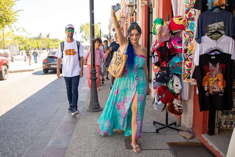 San Jose del Cabo: Guided Food Tour & Visit to Local Market - Aguas frescas, mole, birria, sopes: the comfort-food lineup
