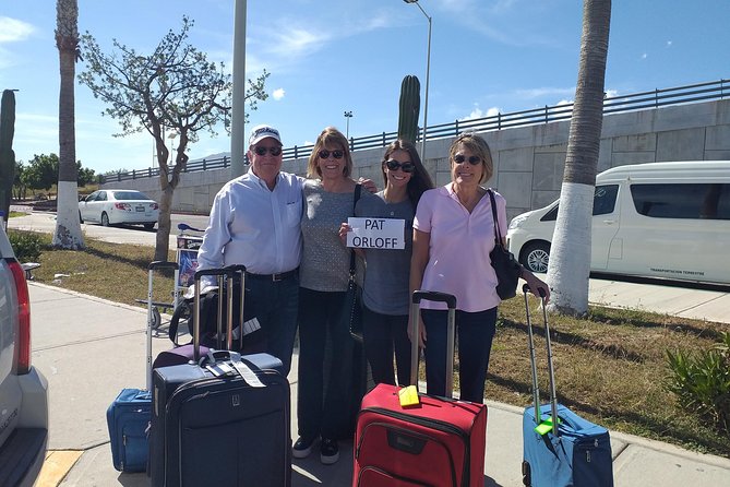 services transportation, airport transportation in los cabos, Private shuttles - The Bilingual Driver Experience: More Than Just a Ride