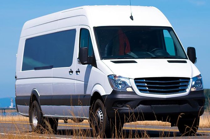 Shared Departure Transfer: Hotel to Los Cabos International Airport - Arriving at Los Cabos International Airport: use the buffer