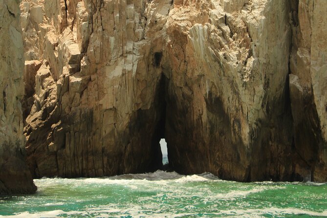 Shared Tour to the Arch of Cabo San Lucas - What You See From a Glass Bottom Boat in Cabo