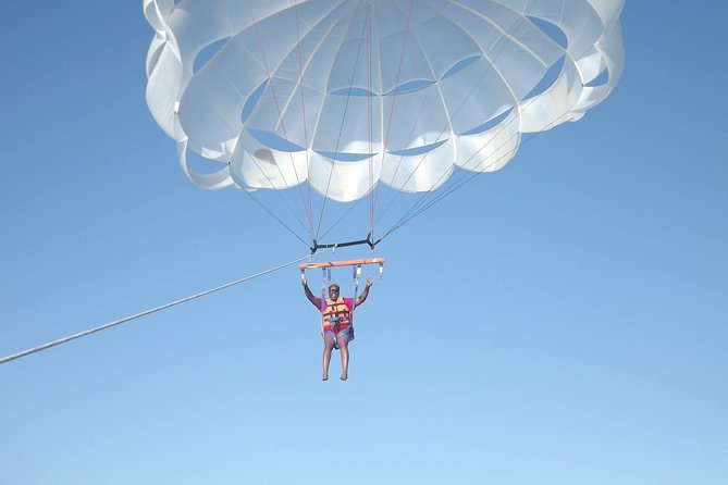 Single or Double Parasailing in Cabo with Views of The Arch - What Happens During the 10–12 Minutes Up There