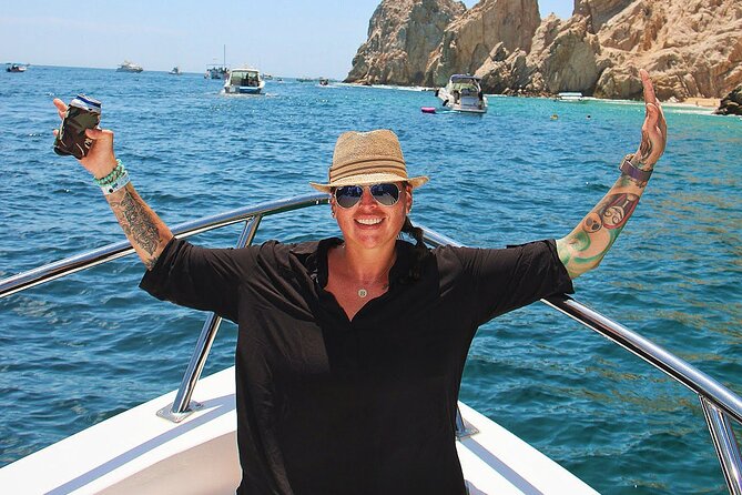 Snorkeling and whale watching Tour in Cabo - Whales and Dolphins on a Private Day: What to Take Seriously