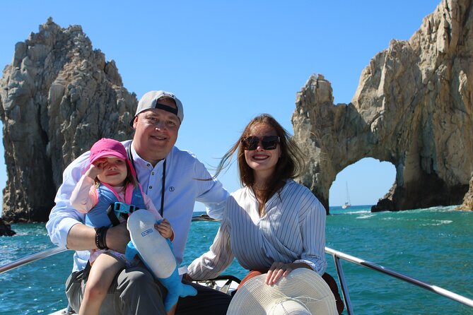 Sunrise Whale Watching boat tour with marine biologist - Small group size: why 14 people changes everything