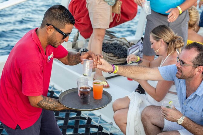 Sunset Cruise in Los Cabos with Jazz and Wine - Watching Cabo’s icons in the right order: Pelican Rock to El Arco