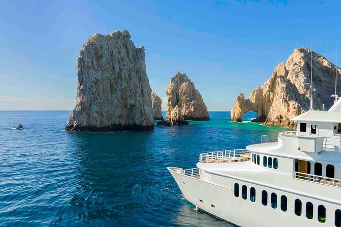 Sunset Mexican Dinner Cruise and Live Music in Cabo San Lucas - How the evening feels on the water near Cabo