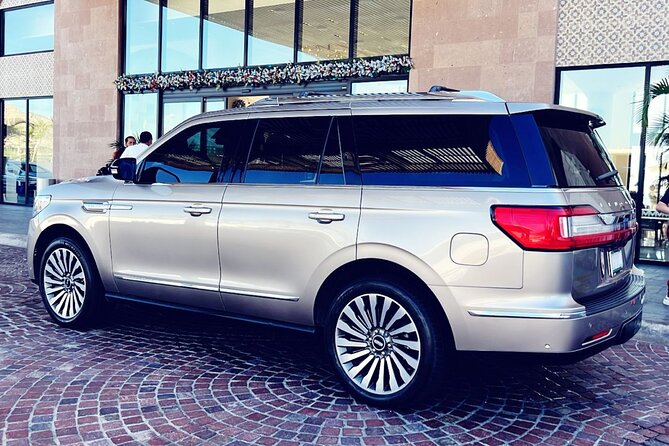 Transportation from SJD Airport to Hotels in Cabo San Lucas - Flight tracking and on-time pickup that works with real delays