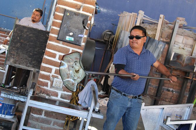 Two Capes City Tour - Morning stop: Baja Blown Glass Factory and what you’ll actually learn