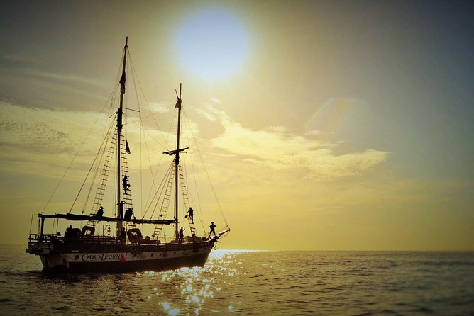 Yo Ho Pirate Sunset Dinner Cruise in Cabo San Lucas - The BBQ dinner and open bar: included value, not fine dining